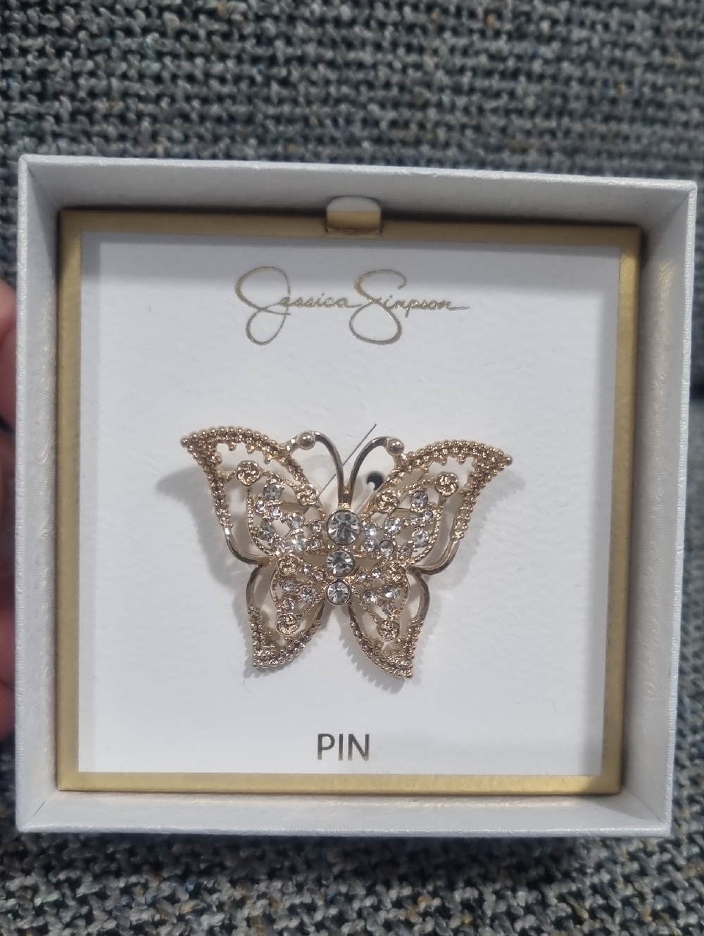 JESSICA SIMPSON Pave Crystal Glass Stone Butterfly Brooch - Picture 3 of 9